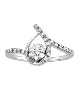 DIAMOND FASHION RING