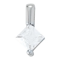 1/20 Ct tw princess cut pendant ser