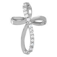 1/4 Ct tw cross pendant