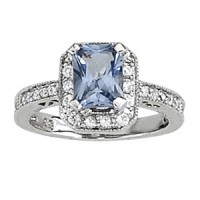 EMERALD CUT ENGRAVED